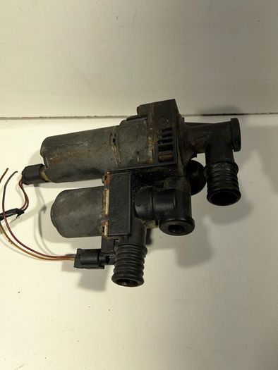Bmw 3 X3 Series E46 E83 Water Heater Valve Pump 8369807. A1l3b1