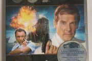 007 James Bond: The Man With The Golden Gun [1974] Roger Moore, Christopher Lee, Britt Ekland, Maud Adams, Herve Villechaize &amp; Desmond Llewelyn [Movie DVD]