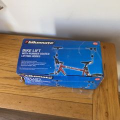 Bike pulley system for storage