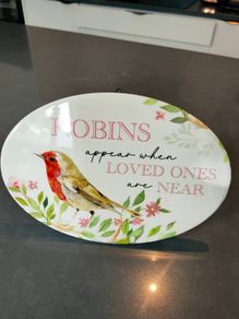 Robin plaque