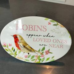 Robin plaque