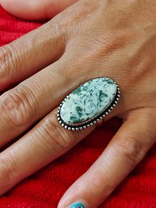 Beautiful Silver Toned Costume Ring - Good Quality - Size O (CS02)