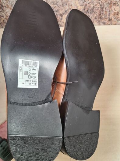mens CLARKS GOLD COAST shoes brown tan leather square toe Size UK 10 EU 44 BRAND NEW