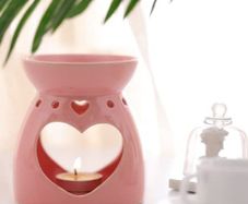 Ceramic Oil Burner Wax Tart Melt, Heart Shape Ceramic Oil Burner with Candle Holder, Wax Melt Burner, Essential Oil Burners for Aroma Oil and Wax Melts Meditation Home Office Bedroom Decoration
