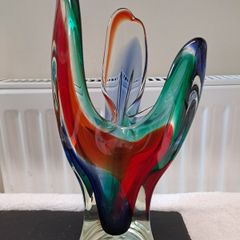 Japanese Iwatsu Hineri vase