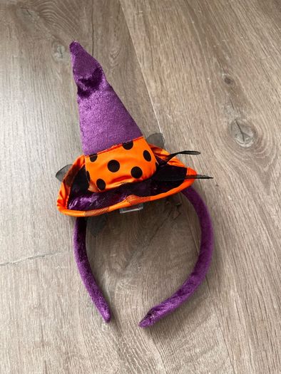 Mini witches hat hair band size 2-3 years