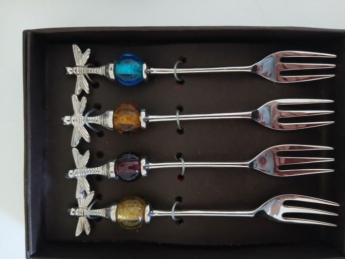 4 Fabulous Cucina Dragonfly Desert Forks