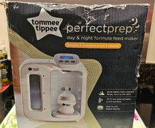 Formula feed maker, Avent Steriliser and bottles