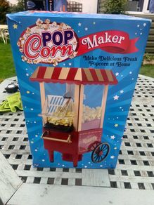 popcorn maker