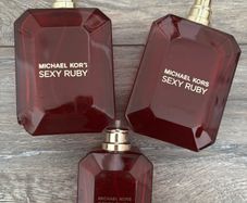 Michael kors Sexy ruby Purfume