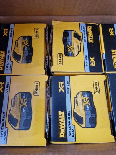 Dewalt battery 8ah New