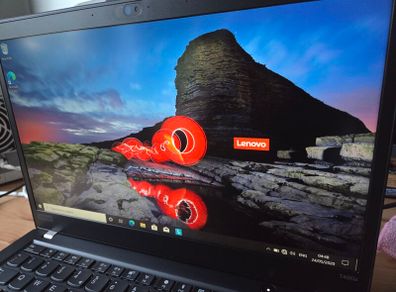 Lenovo ThinkPad T490s i7 16GB RAM 500GB SSD Excellent Battery