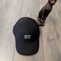 DG luxury cap