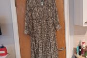 Primark  Dress.   S.20.  B.N.W.T.