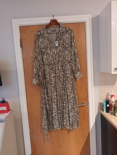 Primark  Dress.   S.20.  B.N.W.T.