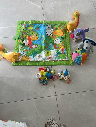 toys