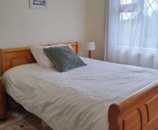 Solid pine king size sleigh bed
