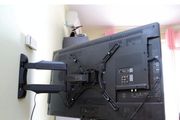TV Wall Mount Bracket Tilt Swivel 32" - 55" TV