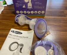 Lansinoh manual breast pump
