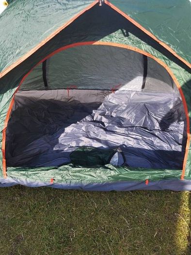 Quick pup up tent