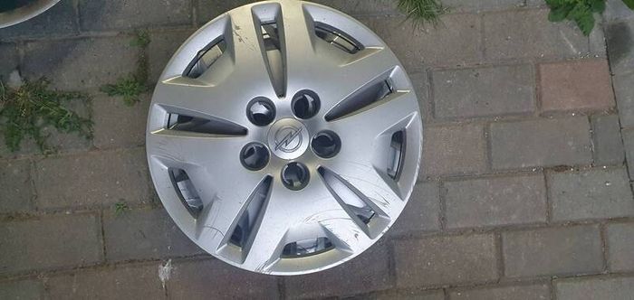 opel astra wheel hub caps