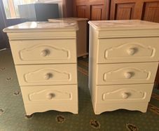 2 x bedside lockers wooden white set B