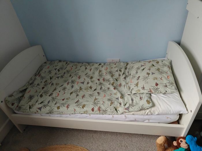 Mama & Papas Harrow Cot Bed + Mattress