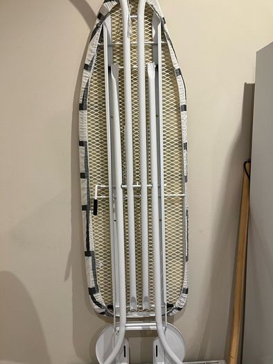 Steam Iron & Ironing Board