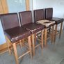 4 Kitchen Bar Stools Image 2