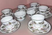 Royal Tara 20 pieces teaset