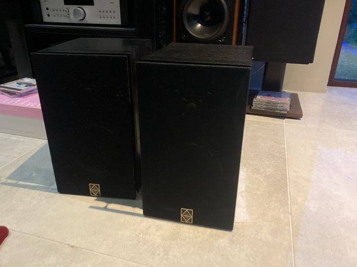 Diesis Audio Solitaire MK2  Speakers