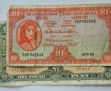1963 lavery 10 shillings, 1976 pound note