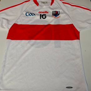 (Tight Fit) Whitehall-Colmcille GAA O'Neills Gaelic Football Jersey (Adult Large) FREE POST