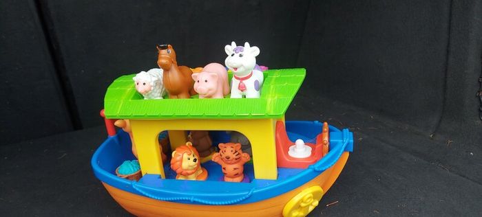 Big Steps Noah's Activity Ark