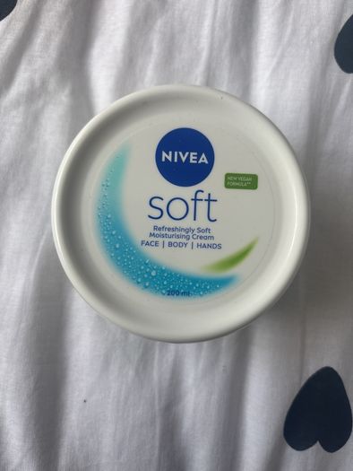 Nivea soft moisturising cream 200ml