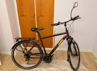 Romet Wagant 6 Trekking (Hybrid) Bike, Excellent Condition, Accessories Included