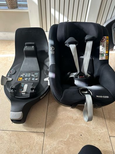 Maxi-Cosi Pearl 360 PRO & Family fix 360 isofix base