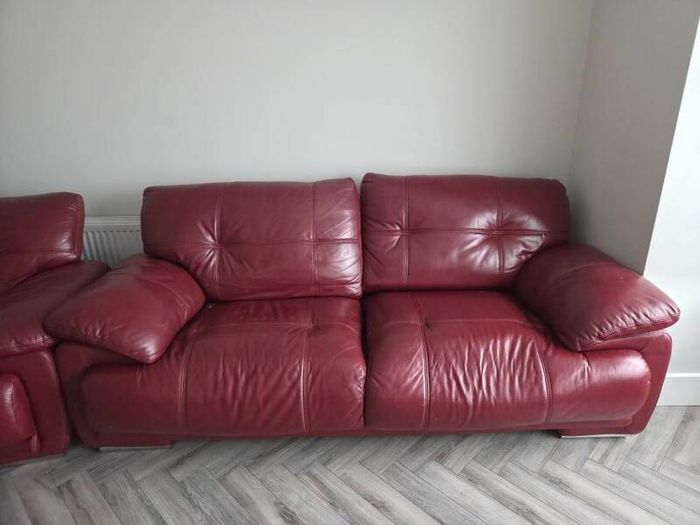 3+2 seater leather couch