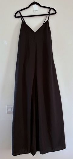 COS  V-Neck Wide Leg Jumpsuit