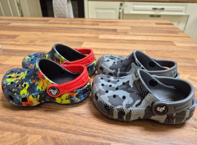crocs infant 6/7