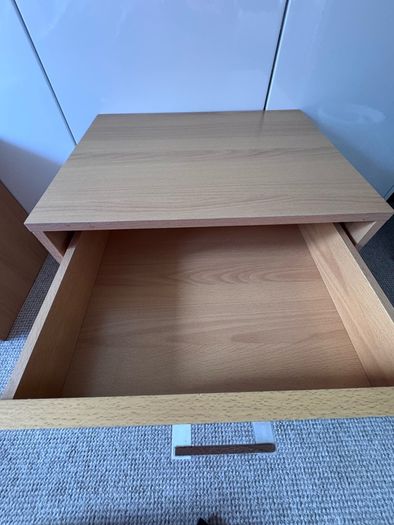 Bedside lockers