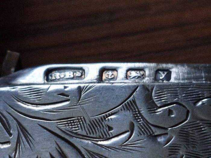 Antique Sterling Silver Vesta Case - High Shine Finish (Birmingham 1923)