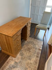 Desk & chair