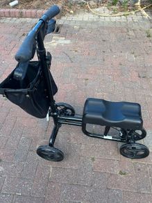 knee mobility scooter