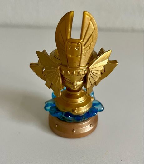Skylanders - Super Chargers - Kaos and Queen Sea Thropies