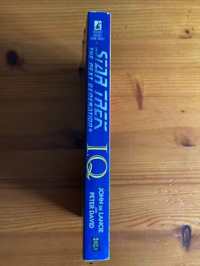 'Star Trek. IQ' book