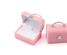 Ring box