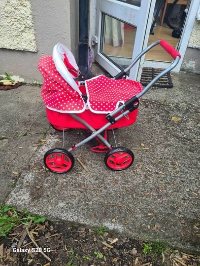 play stroller.