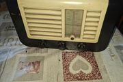 Antique Bakelite Radios, PRICE IS FOR 1 ONLY. Postage Available or Collection