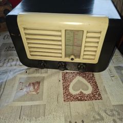 Antique Bakelite Radios, PRICE IS FOR 1 ONLY. Postage Available or Collection